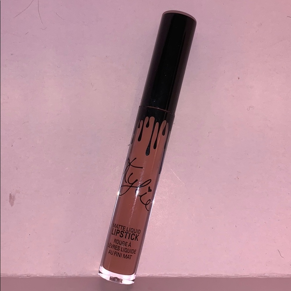 Kylie cosmetic liquid lipstick